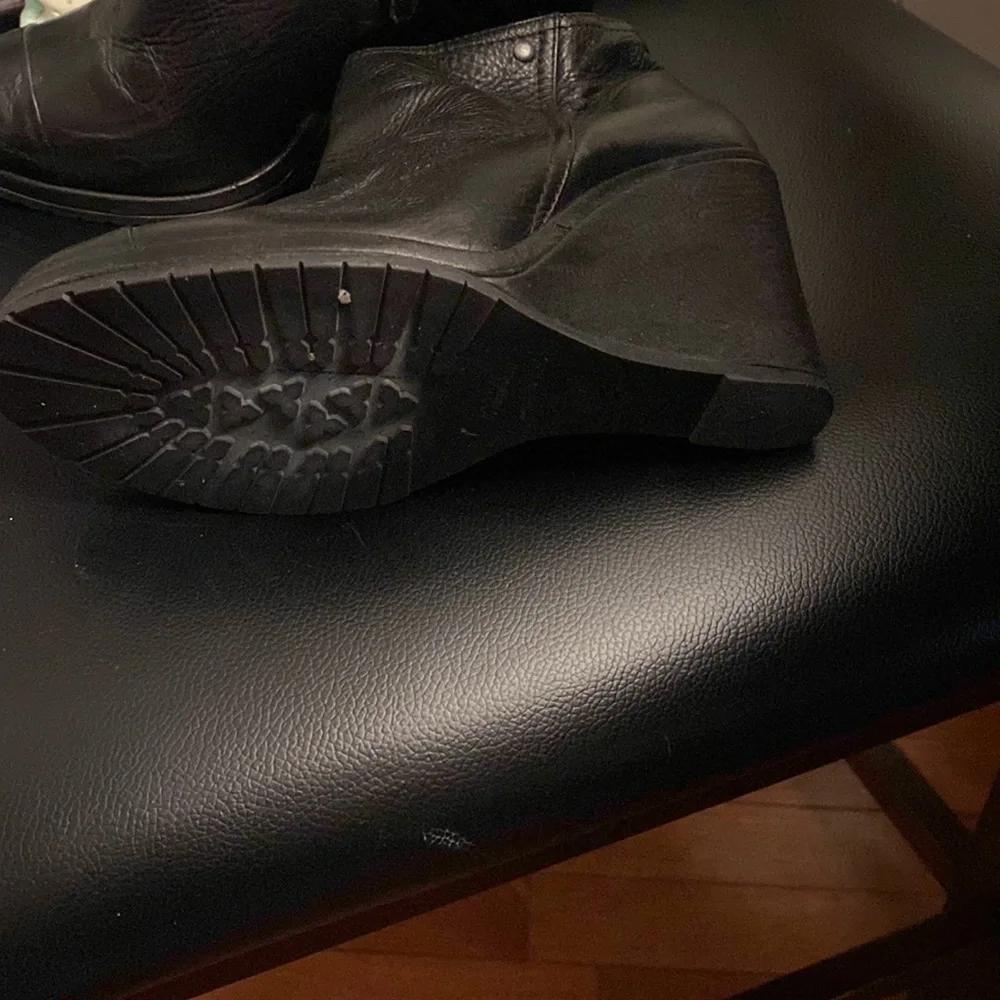 Chuckies New York Wedge Ankle Boots